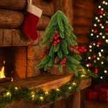 Bradut de Craciun Holly, cu conuri si merisoare, 40cm, verde
